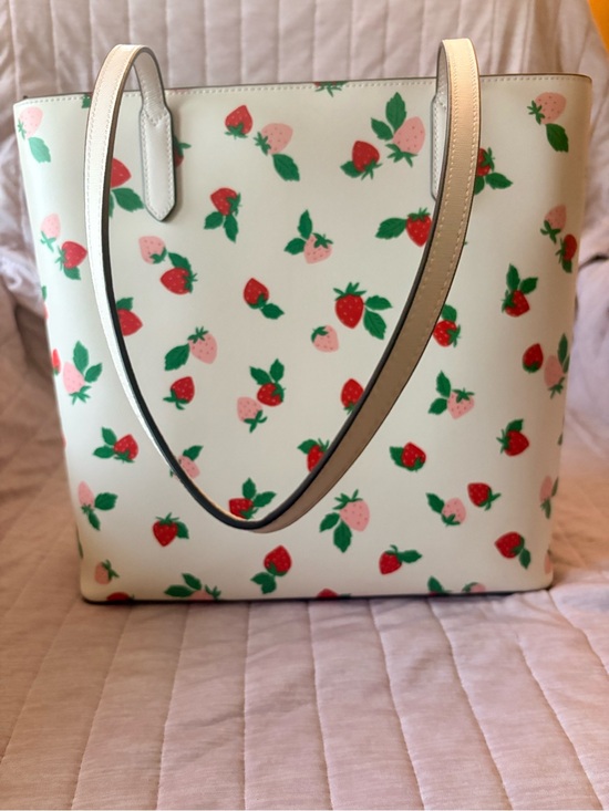 kate spade Handbags - kate spade White Strawberry Print Tote with Red and Pink Accents